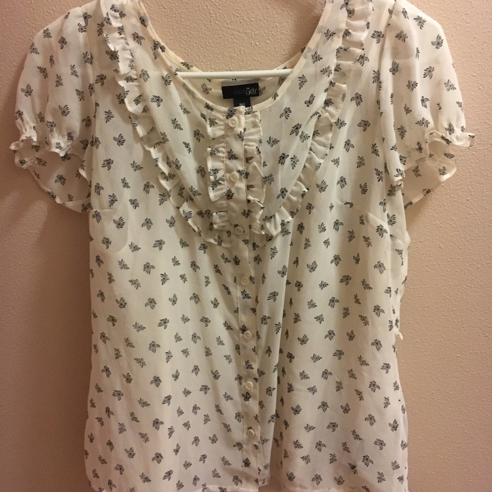 White Blouse With Black Pattern